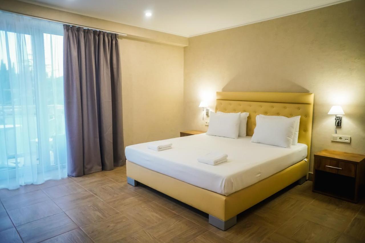 Amza Park Hotel Gagra Exterior foto