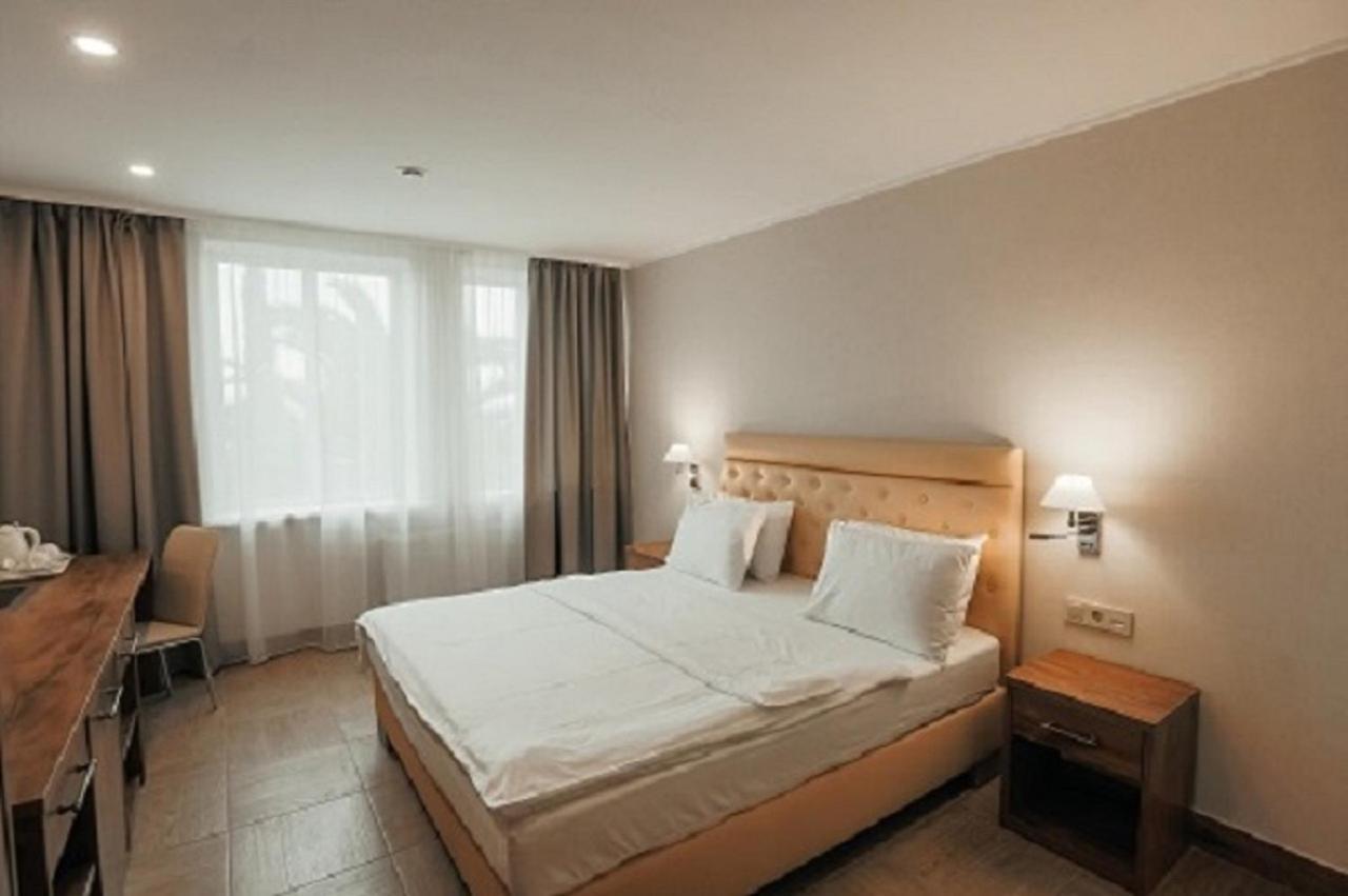 Amza Park Hotel Gagra Exterior foto