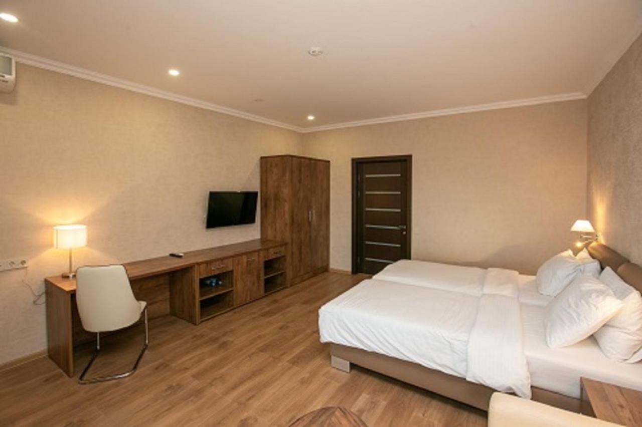 Amza Park Hotel Gagra Exterior foto